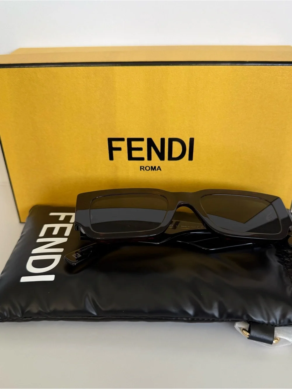 NEW!!! Fendi men brown Havana sunglasses FE40131I 52A Authentic